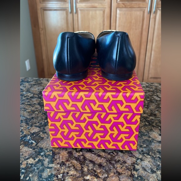 Tory Burch Raleigh Flats - Picture 3 of 5